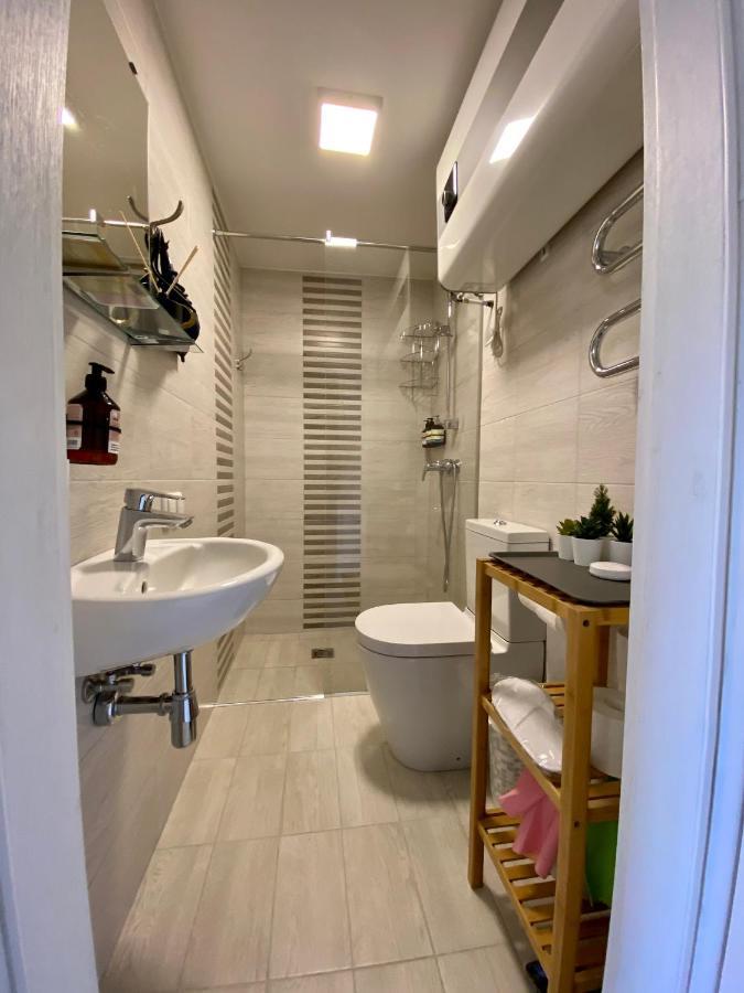 Nidos Palve Ground Zero Apartment Bagian luar foto